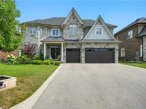 103 Lampman Dr, Grimsby, ON L3M 0E7