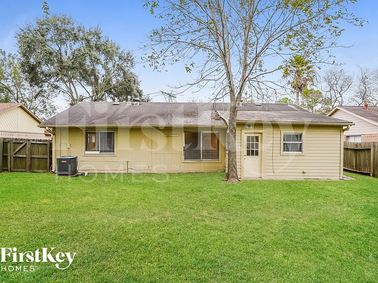 2718 N Brompton Dr — Photo 14