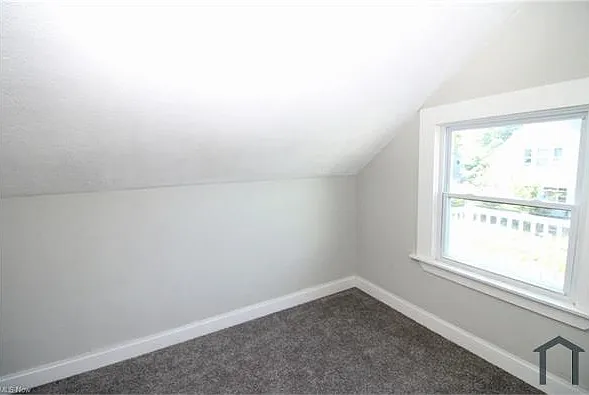 3635 Erin Ave #UPPER — Photo 9