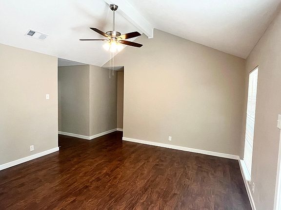 3rd image of 313 Craigmont Dr