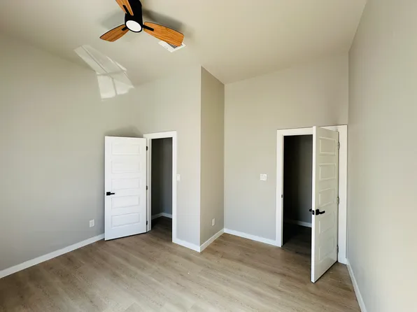 215 Delmar St #2, Houston, TX 77011