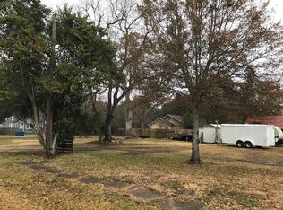 1111 Main St, Richmond, TX 77469
