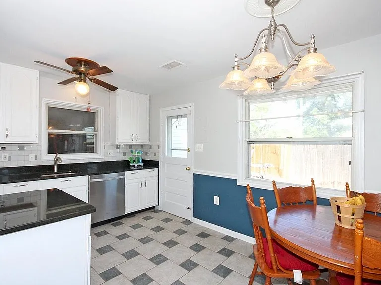 3713 Trigger Ct — Photo 10