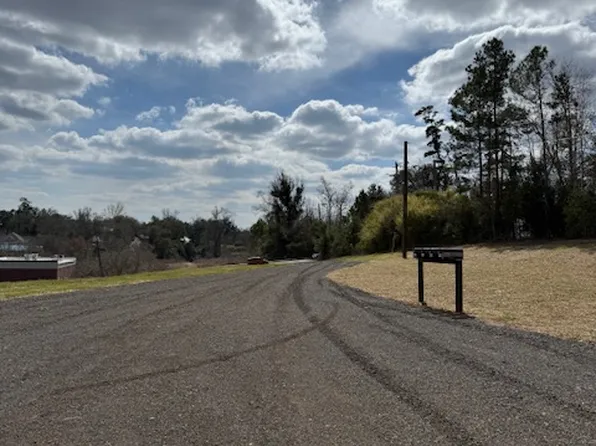 4412B W Kelson Ave, Marianna, FL 32446