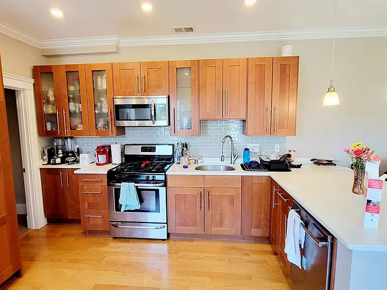 54 Stanley Ave #2 — Photo 1