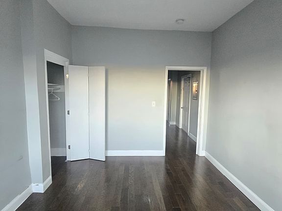 4th image of 146 36th St APT 3A