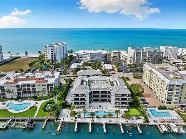 1820 Gulf Shore Blvd N #403, Naples, FL 34102