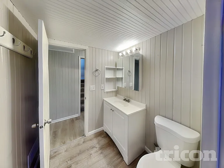 14150 Rolling Oaks Cir NE — Photo 13