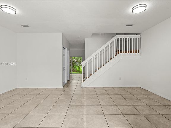2nd image of 1685 SE 30th St