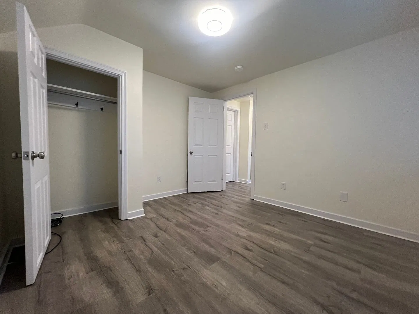 Updated 2BR house with off street parking! — Photo 4