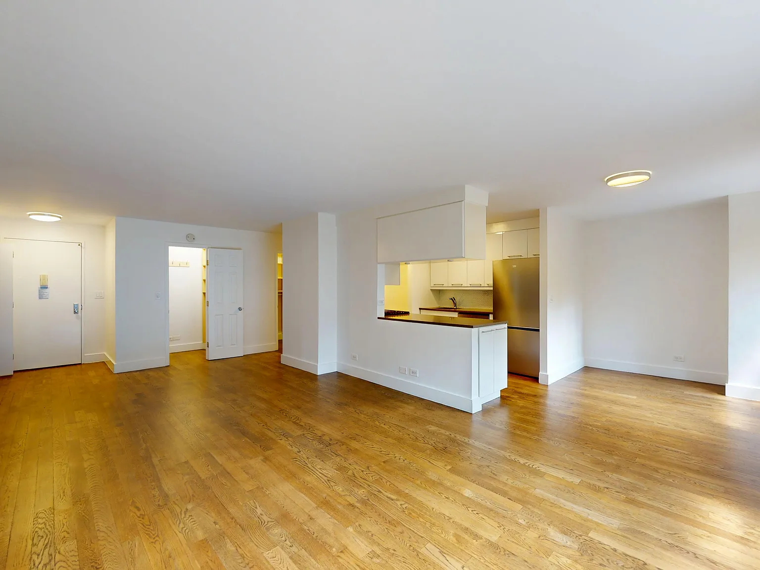 220 East 63rd Street — Photo 4
