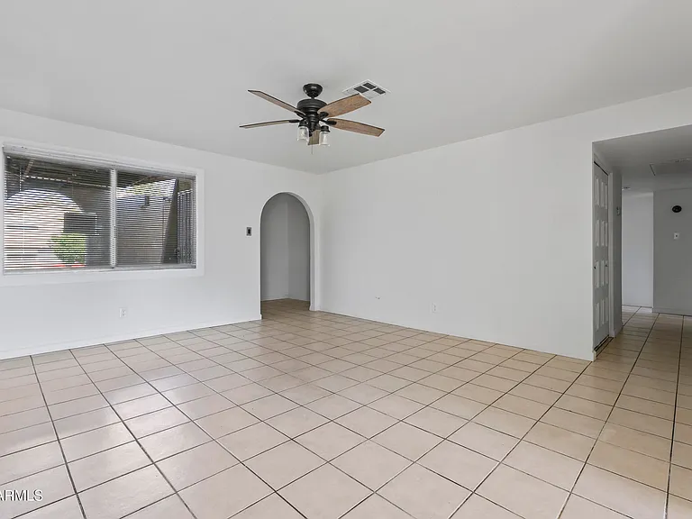 5212 N 67th Dr — Photo 19