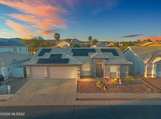 11032 N Divot Dr, Tucson, AZ 85737
