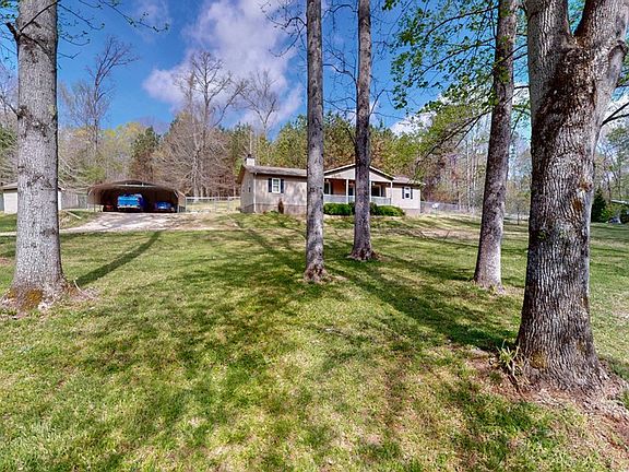 3rd image of 2135 Copper Spring Rd