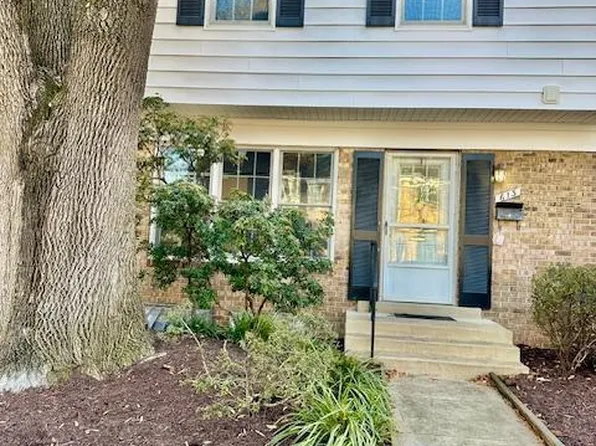 613 Northcliffe Dr, Rockville, MD 20850
