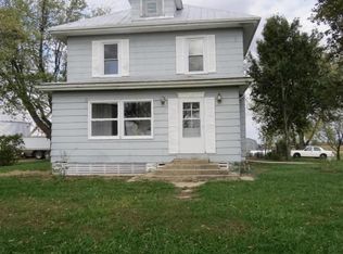 24025 Mouser Rd, New Holland, OH 43145