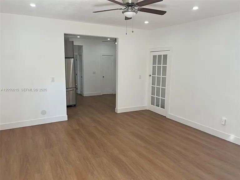 740 Michigan Ave #2 — Photo 2