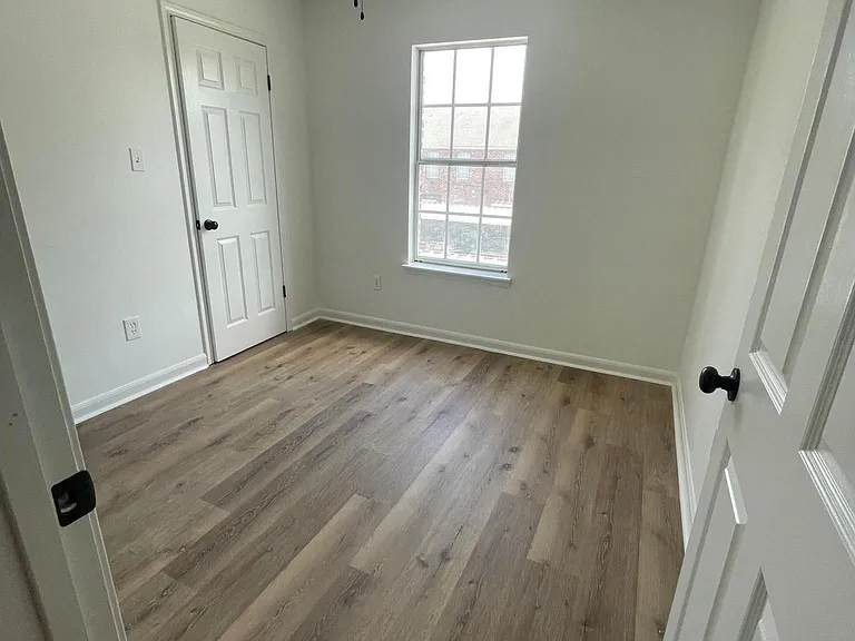 416 Doucet Rd #2E — Photo 9