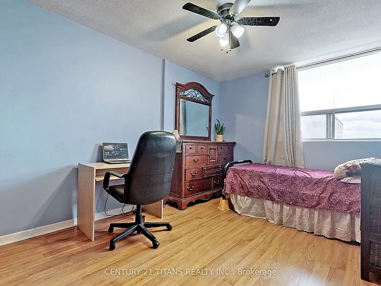 20 Gilder Dr #1208 — Photo 39