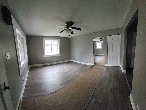 4th image of 503 N Blaine Ave