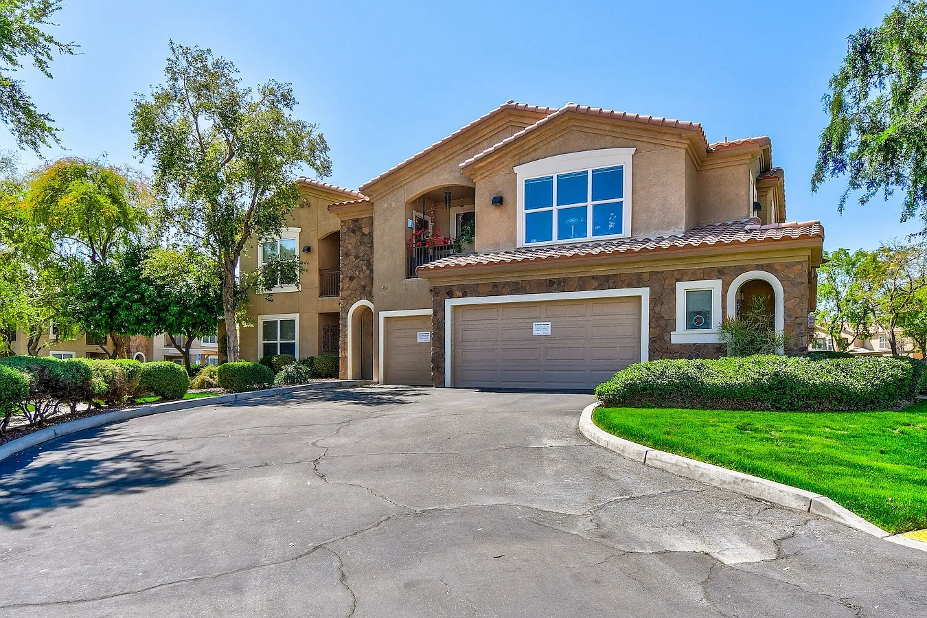 Mediterra Apartment Homes — Photo 4
