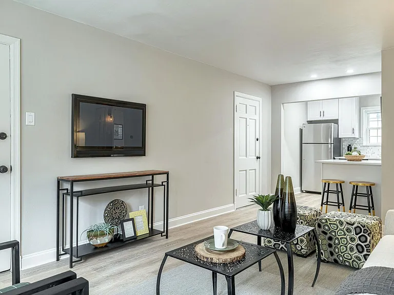 35 Topton Way #1E — Photo 3