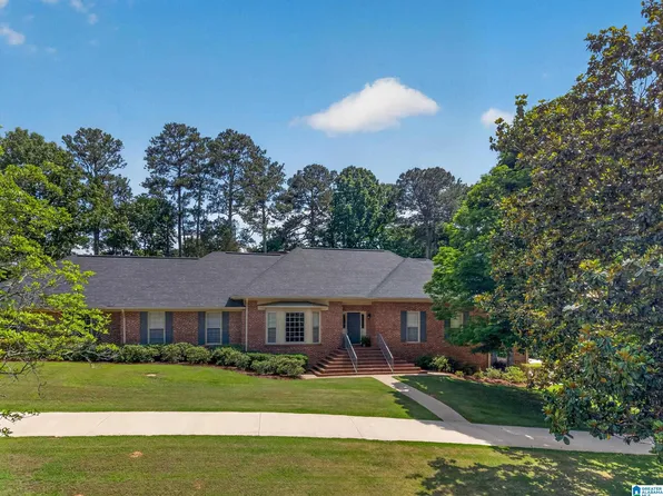360 Kelly Lynn Dr, Anniston, AL 36207