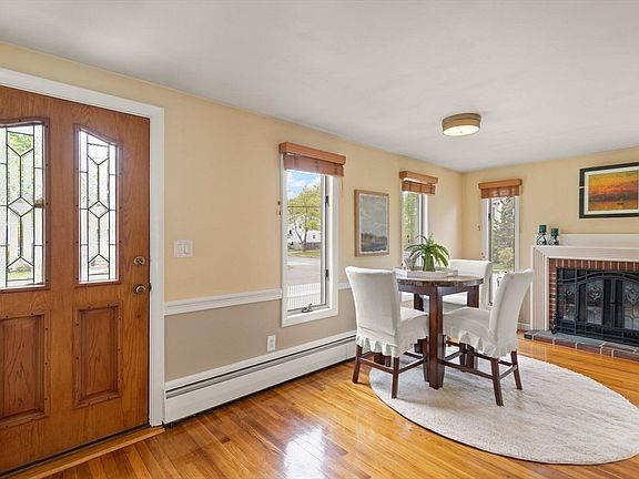 4th image of 51 Millbrook Rd
