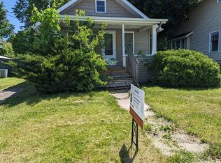 1823 Stirling Ave, Lansing, MI 48910