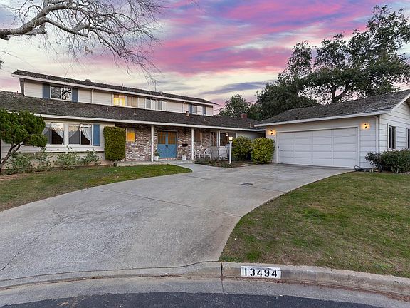 4th image of 13494 Alder Ct