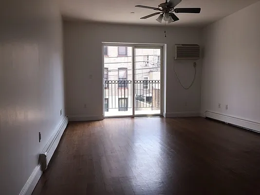 Rented by Bird & Swing LLC | media 24