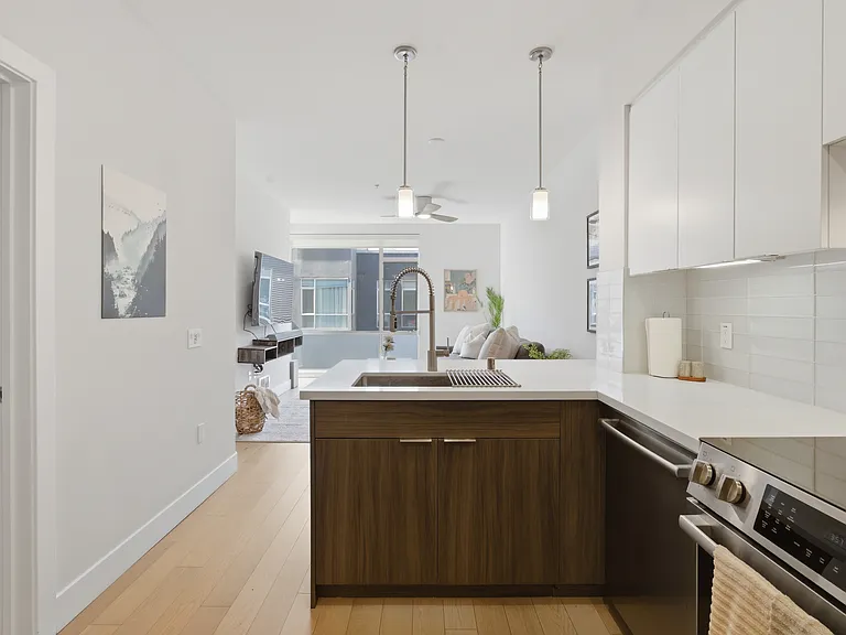 901 Jefferson St #513 — Photo 5