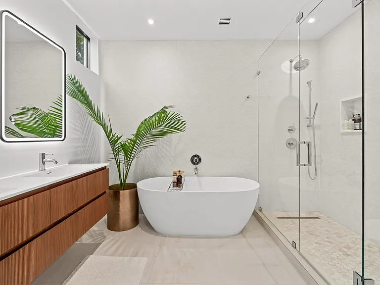 3253 Percival Ave — Photo 12
