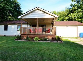 7420 Doak Dr, Ravenna, OH 44266