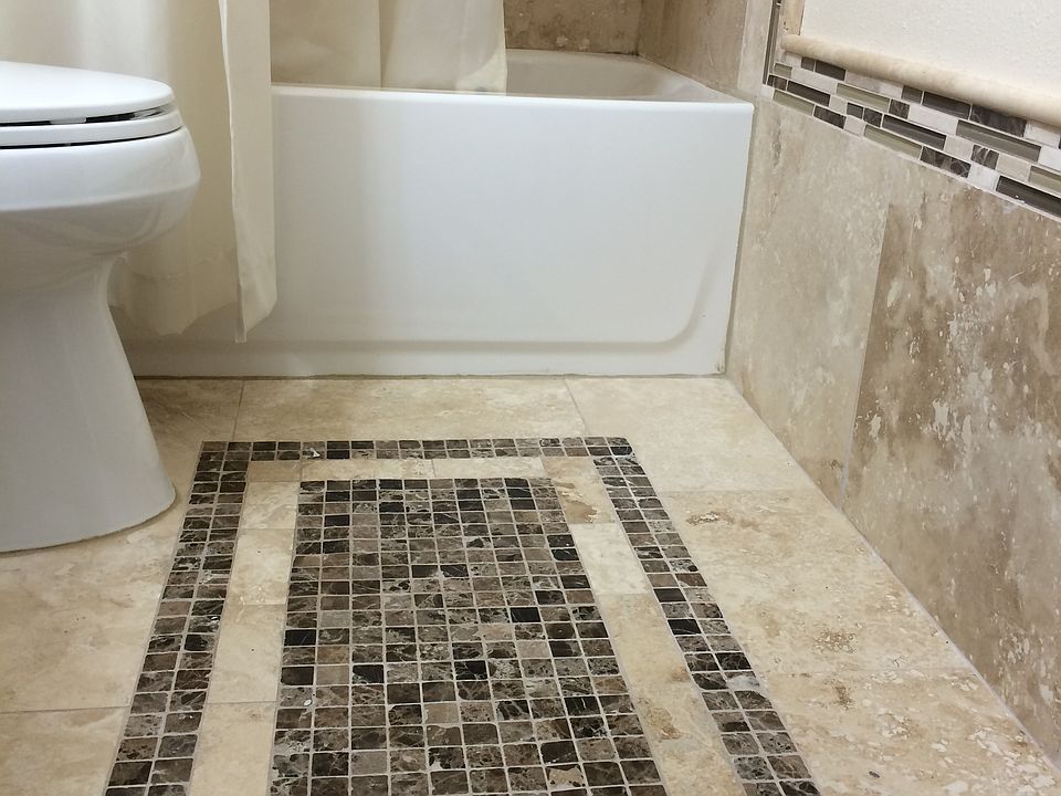 Upstairs Bathroom 