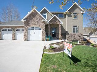 222 Ridge Ln, Evanston, WY 82930