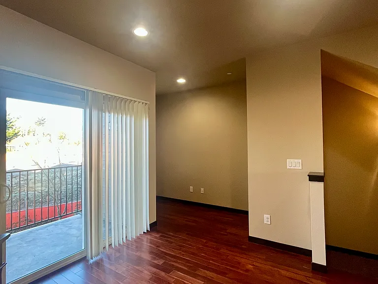16008 3rd Pl S #C — Photo 8