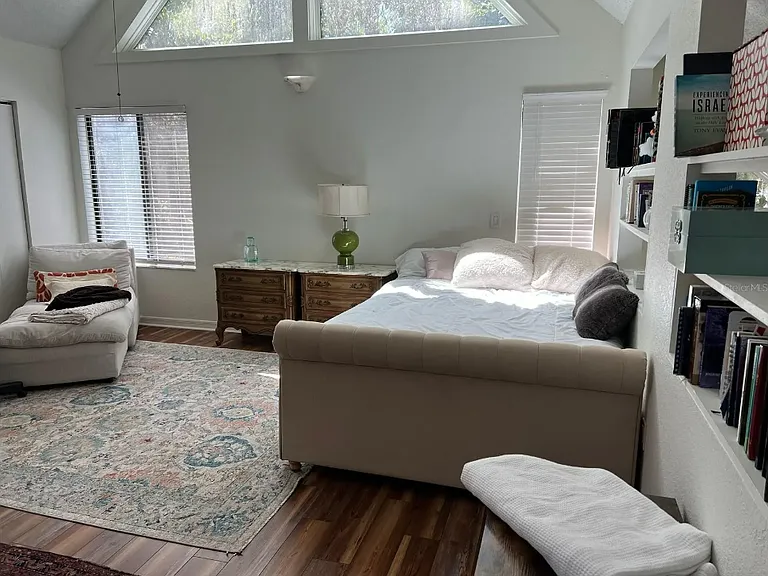 1621 NE 2nd St #503 — Photo 3