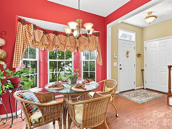 5th image of 206 Horizon Cir #79