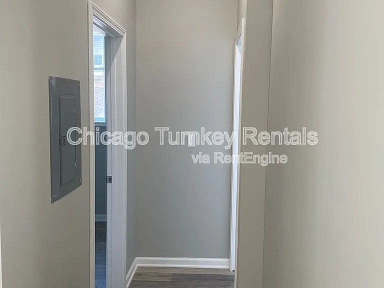 2822 W 25th St #2F — Photo 6