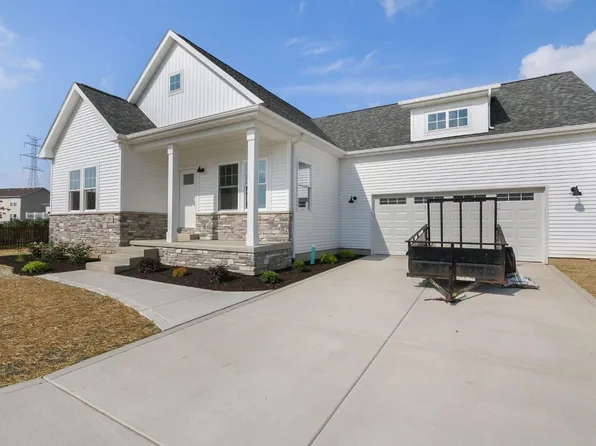 505 Dayspring Ct, Valparaiso, IN 46385
