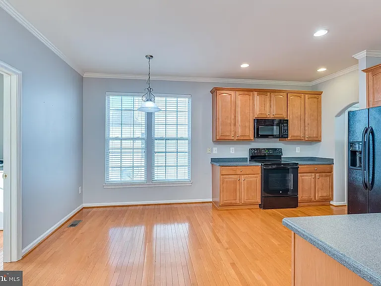 1353 N Fairfax Blvd — Photo 13