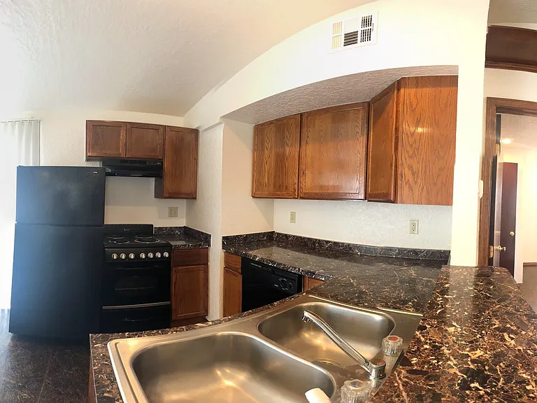 Norman Apartments — Photo 80