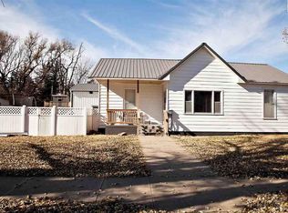 125 N 6th St, Sterling, KS 67579