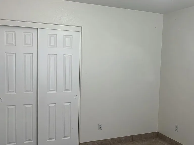 27665 Durant St — Photo 13