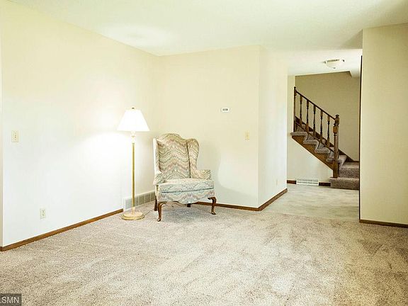 3rd image of 11400 Ivywood St NW