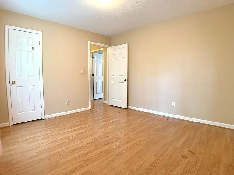 763 Princeton Cir — Photo 19