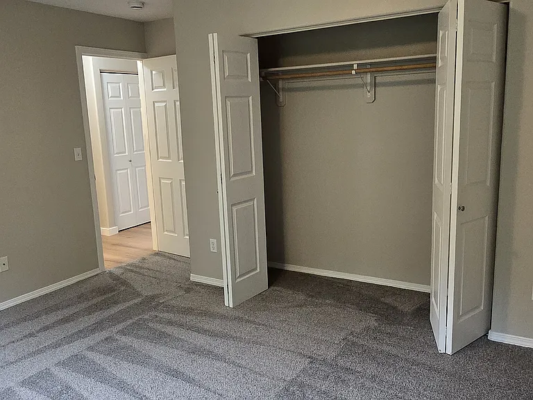 345 E Victor Cir #A — Photo 10