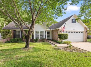 4577 Castlewood Ln, Niceville, FL 32578