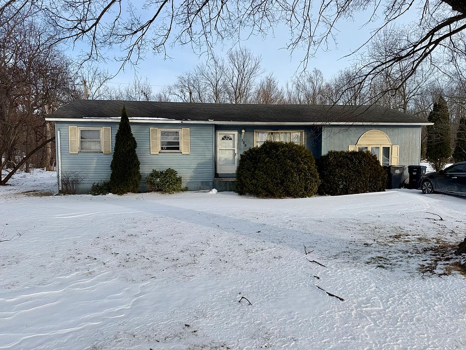 1st image of 109 S Jefferson St
